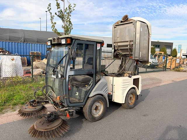 2005 hako citytrac 4200 da 4x4 veeg-/zuigmachine - afbeelding 12 van  13