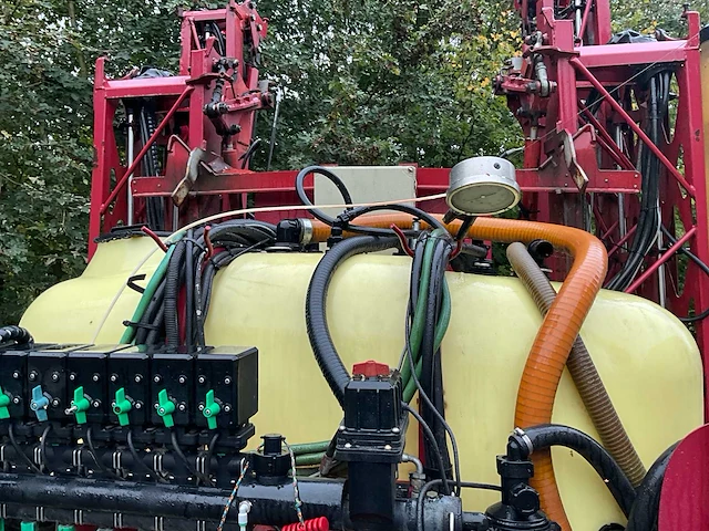 2005 hardi master veldspuit - afbeelding 1 van  29