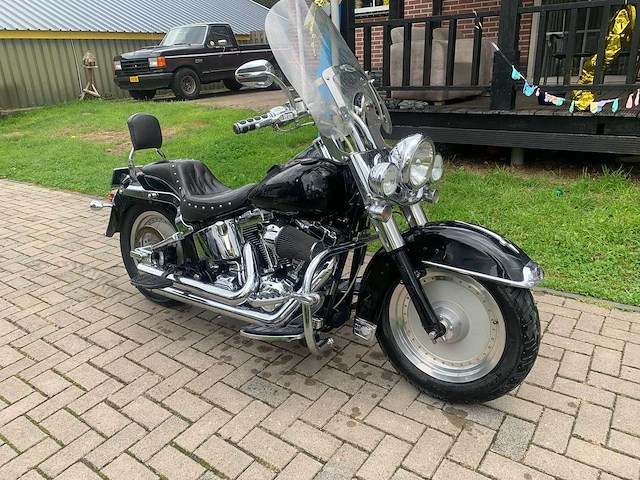 2005 harley-davidson flstfi fatboy motorfiets - afbeelding 1 van  19