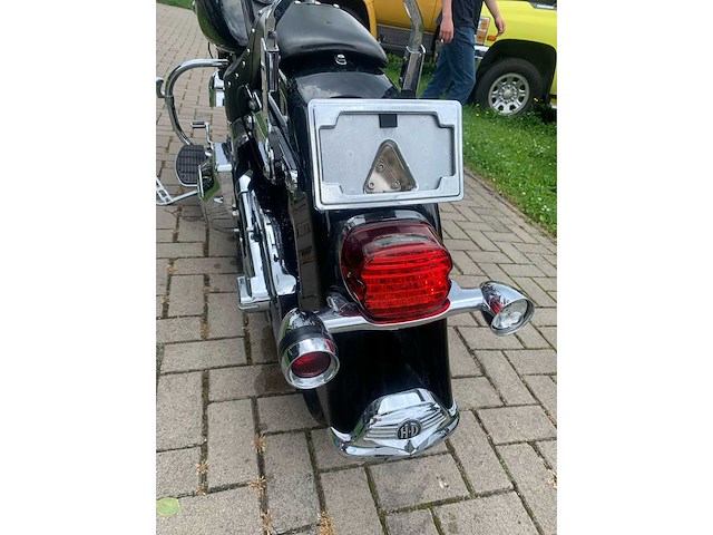 2005 harley-davidson flstfi fatboy motorfiets - afbeelding 18 van  19
