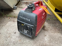 2005 honda eu inverter 20i noodstroomaggregaat - afbeelding 1 van  6