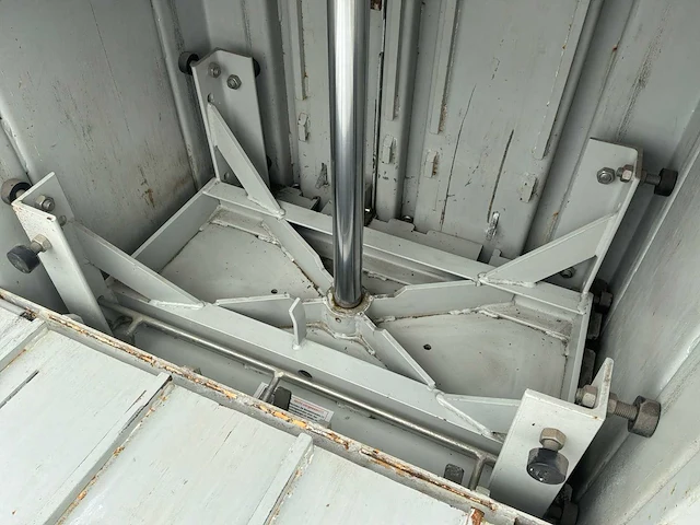 2005 hsm vl75 professionele verticale balenpers - afbeelding 5 van  13