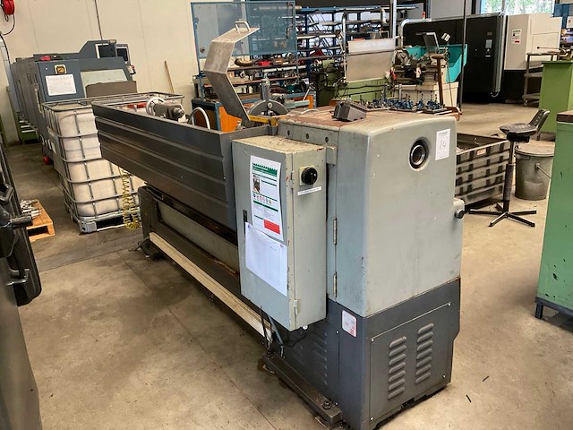 2005 huvema 460x1500 conventionele draaibank - afbeelding 14 van  20