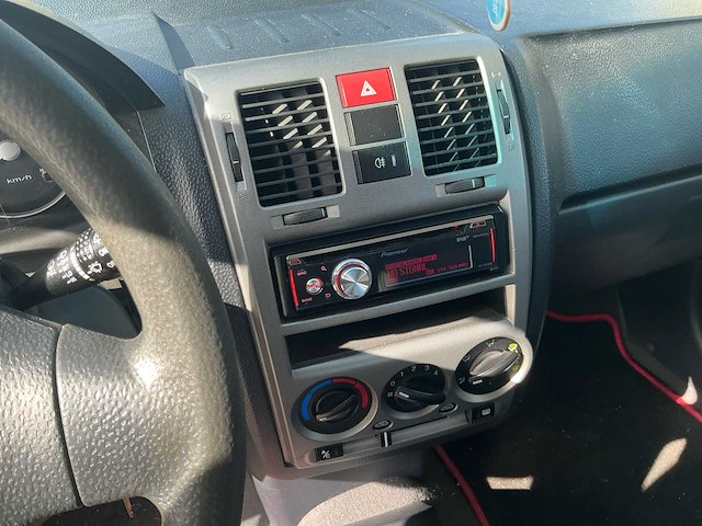 2005 hyundai getz 1.3i active cool personenauto - afbeelding 10 van  23