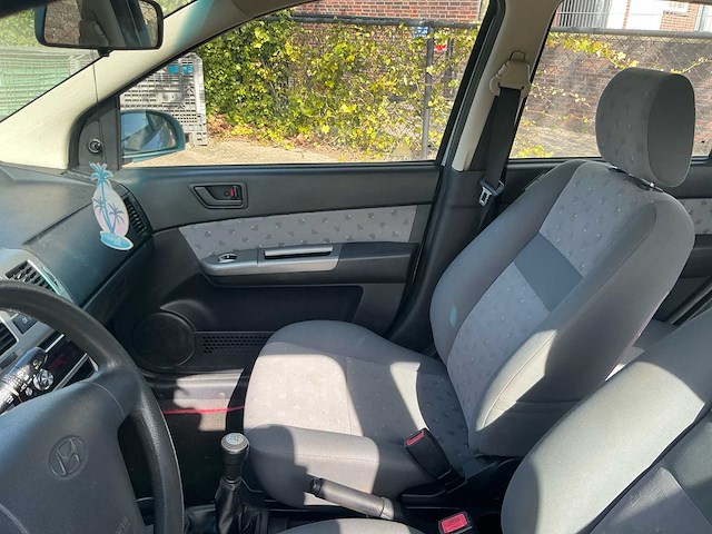 2005 hyundai getz 1.3i active cool personenauto - afbeelding 11 van  23
