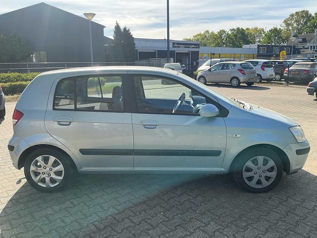 2005 hyundai getz 1.3i active cool personenauto - afbeelding 17 van  23