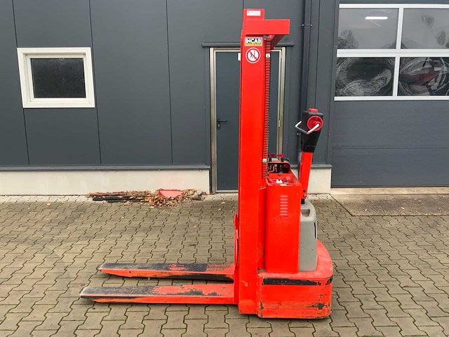 2005 incab milano star 10030 stapelaar - afbeelding 2 van  9