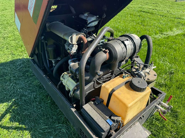 2005 ingersoll-rand r1051sf720 hogedrukcompressor - afbeelding 1 van  8