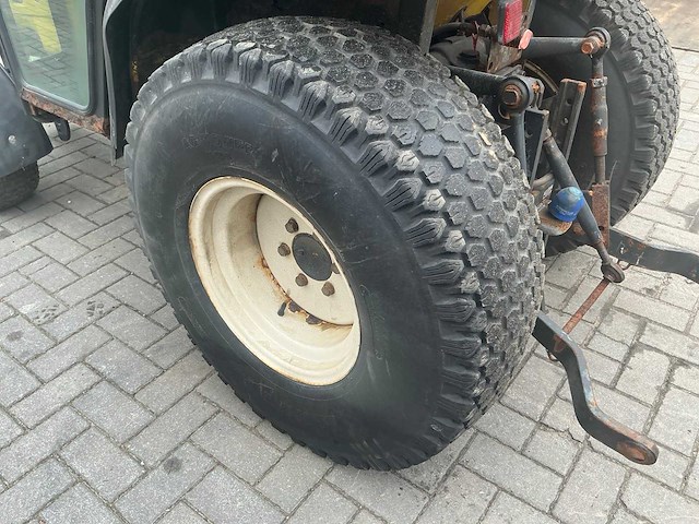 2005 iseki 4260 th4 minitractor - afbeelding 22 van  24