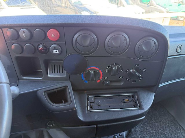 2005 iveco daily 40c17 375 bedrijfswagen - afbeelding 5 van  13