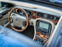2005 jaguar xj 4.2 v8 super lwb personenauto - afbeelding 24 van  56