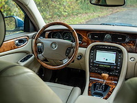 2005 jaguar xj 4.2 v8 super lwb personenauto - afbeelding 25 van  56