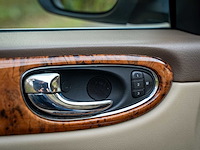 2005 jaguar xj 4.2 v8 super lwb personenauto - afbeelding 30 van  56