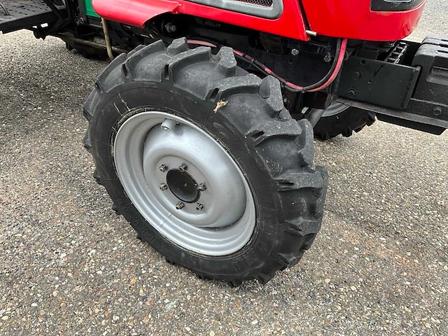 2005 jinma 224 4wd minitractor tvz-67-f - afbeelding 4 van  25