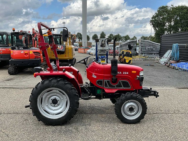 2005 jinma 224 4wd minitractor tvz-67-f - afbeelding 22 van  25