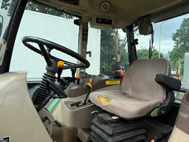 2005 john deere 5720 vierwielaangedreven landbouwtractor - afbeelding 15 van  19