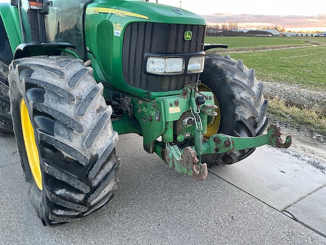 2005 john deere 6420 vierwielaangedreven landbouwtractor - afbeelding 4 van  37
