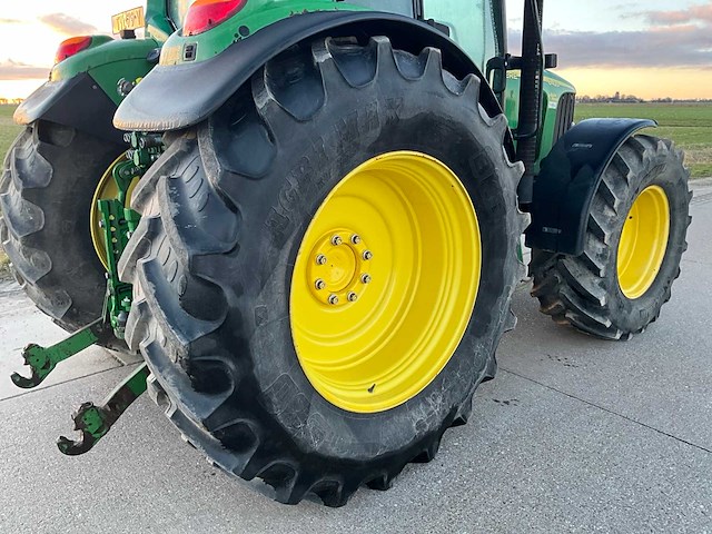 2005 john deere 6420 vierwielaangedreven landbouwtractor - afbeelding 14 van  37