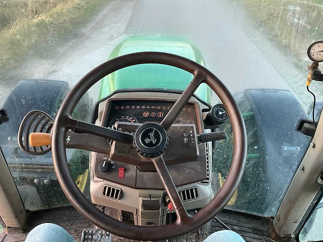 2005 john deere 6420 vierwielaangedreven landbouwtractor - afbeelding 18 van  37