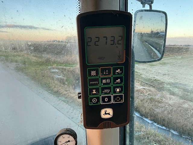 2005 john deere 6420 vierwielaangedreven landbouwtractor - afbeelding 22 van  37