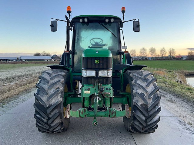 2005 john deere 6420 vierwielaangedreven landbouwtractor - afbeelding 23 van  37