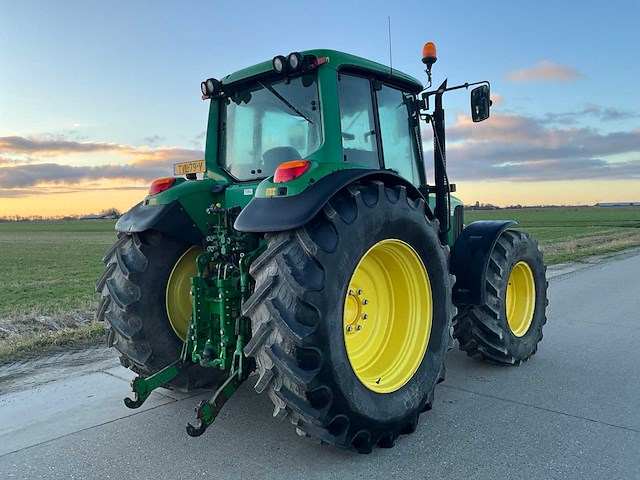 2005 john deere 6420 vierwielaangedreven landbouwtractor - afbeelding 33 van  37