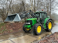 2005 john deere 6820 met voorlader en bak vierwielaangedreven landbouwtractor