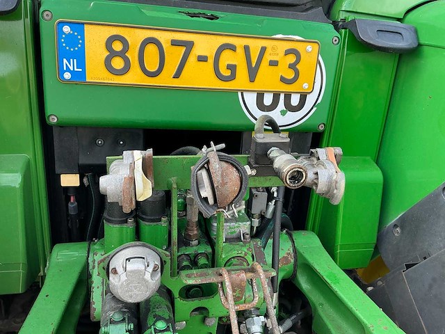 2005 john deere 6820 vierwielaangedreven landbouwtractor - afbeelding 4 van  33