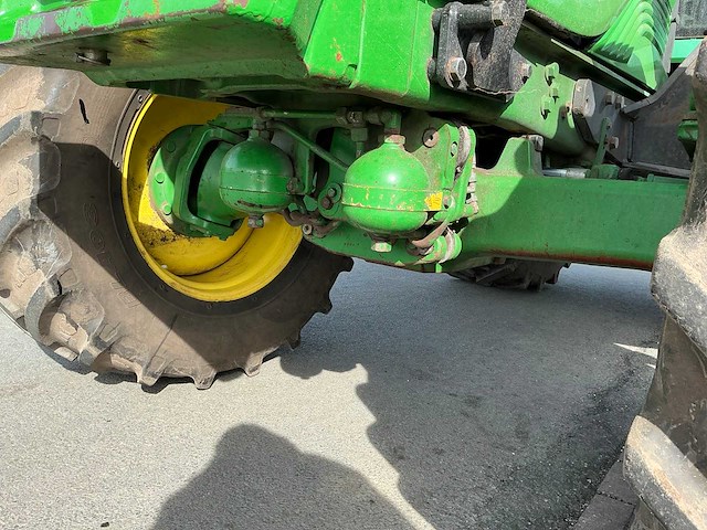 2005 john deere 6820 vierwielaangedreven landbouwtractor - afbeelding 16 van  33