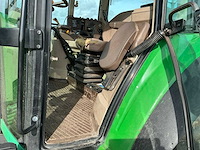 2005 john deere 6820 vierwielaangedreven landbouwtractor - afbeelding 21 van  33