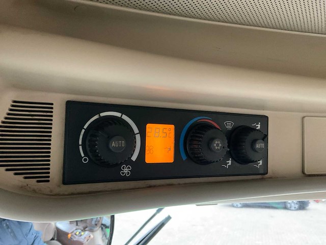 2005 john deere 6920 s vierwielaangedreven landbouwtractor - afbeelding 40 van  48