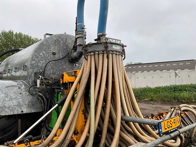 2005 joskin 10000s mesttank met bemester - afbeelding 16 van  25