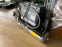 2005 jun-air of302 silent olievrije compressor - afbeelding 2 van  5