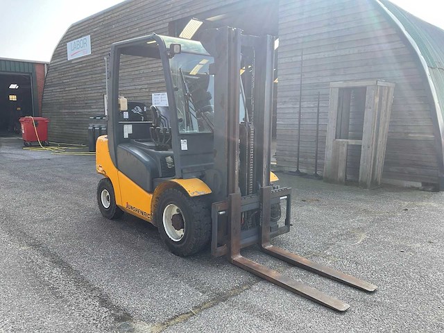 2005 jungheinrich dfg430 vorkheftruck - afbeelding 2 van  4