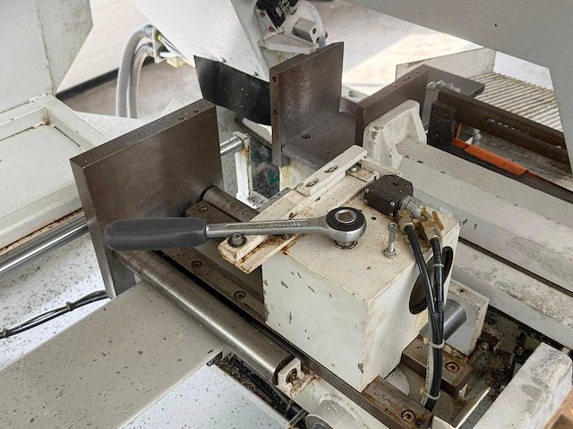 2005 kasto funstional a metalen horizontale bandzaagmachine - afbeelding 9 van  13