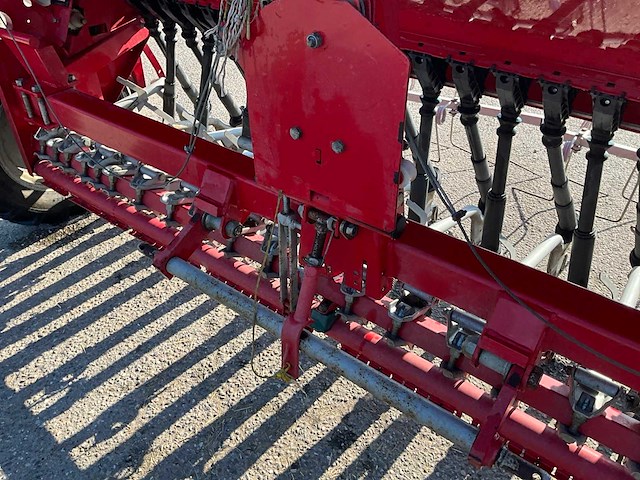 2005 kongskilde demeter classic 3000 zaaimachine - afbeelding 13 van  14