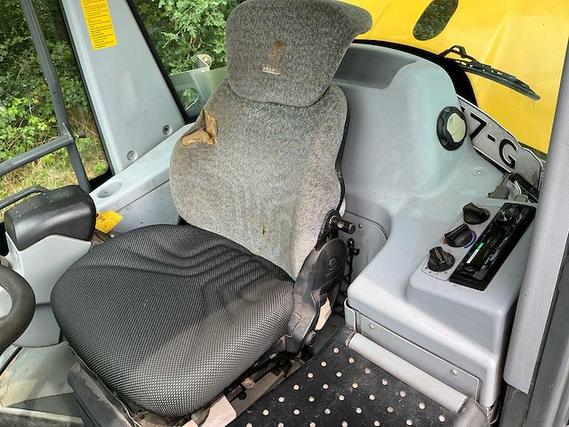 2005 kramer 380 shovel - afbeelding 14 van  32