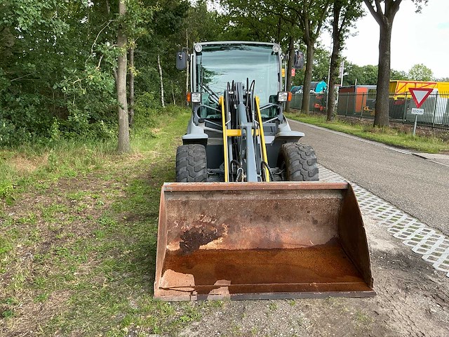 2005 kramer 380 shovel - afbeelding 29 van  31