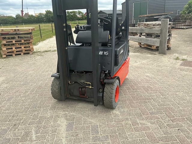 2005 linde e16c-02 vorkheftruck - afbeelding 2 van  25