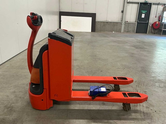 2005 linde t16 elektrische palletwagen - afbeelding 3 van  10