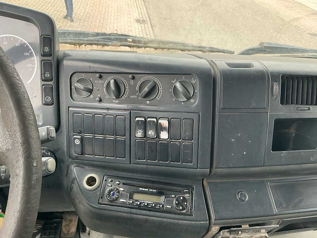 2005 man d20 common rail - tga 26.350 vrachtwagen - afbeelding 18 van  29