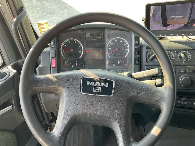 2005 man d20 vrachtwagen - afbeelding 23 van  41
