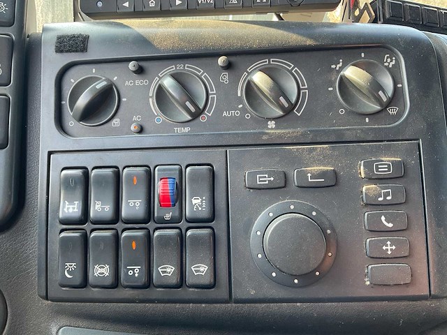 2005 man d20 vrachtwagen - afbeelding 26 van  41