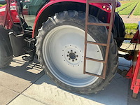 2005 massey ferguson 5455 vierwielaangedreven landbouwtractor met strodek machine - afbeelding 8 van  21