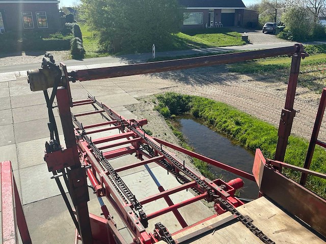 2005 massey ferguson 5455 vierwielaangedreven landbouwtractor met strodek machine - afbeelding 17 van  21