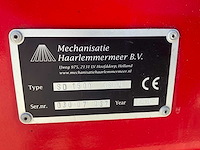 2005 massey ferguson 5455 vierwielaangedreven landbouwtractor met strodek machine - afbeelding 43 van  48
