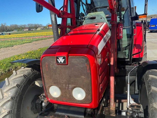 2005 massey ferguson 5455 vierwielaangedreven landbouwtractor met strodek machine - afbeelding 46 van  48