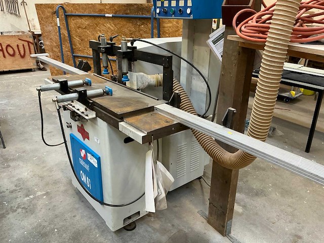 2005 masterwood om b1 gatensteekmachine - afbeelding 9 van  11