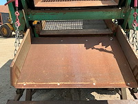 2005 mccloskey international kompaq mobiele zeefinstallatie - afbeelding 17 van  18