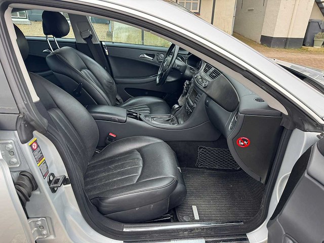 2005 mercedes-benz cls-klasse 350 automaat 59-rp-xb - afbeelding 17 van  34